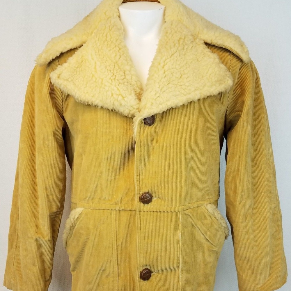 Vintage Corduroy Coat Lined Sherpa Trim Barn Coat
